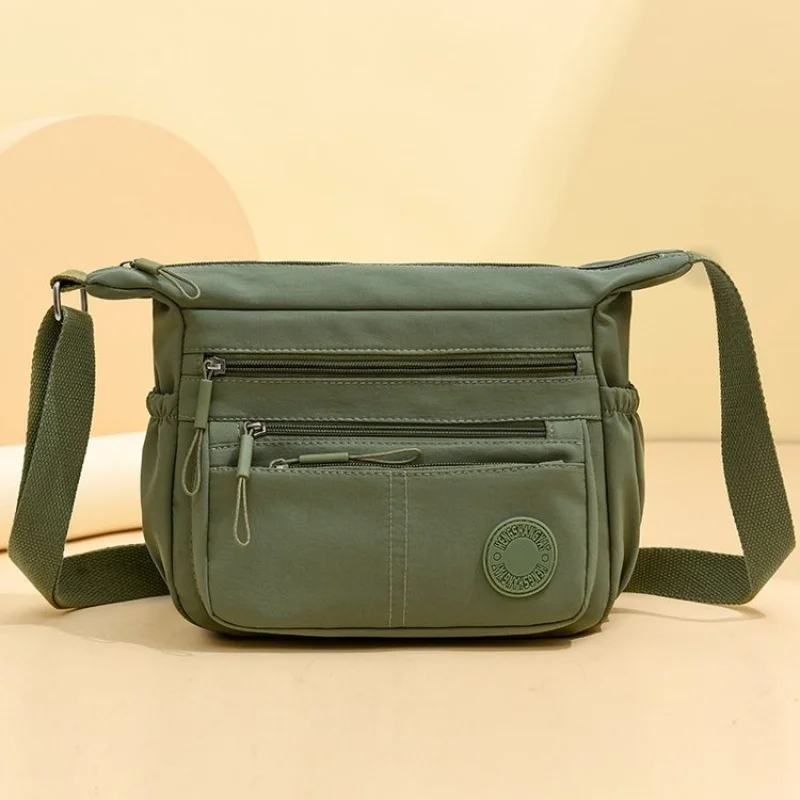 

Элегантная тканая сумка из гиацинта с кожаной отделкой для женщин с ремесленным ремешком на лето