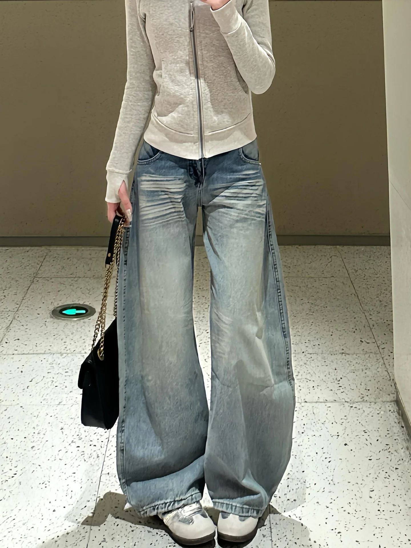 

Loose High Waist Wide Leg Jeans Light Blue Vintage Women's Denim Pants Slimming for Pear Shaped Body Comfortable Summer New