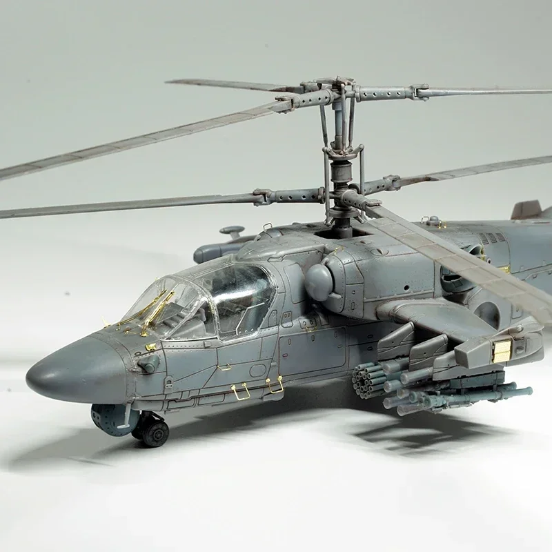Kit de modelo de sonho DM720024 Força Aérea Russa KA-52 "Alligator" gunship 1/72 aeronave