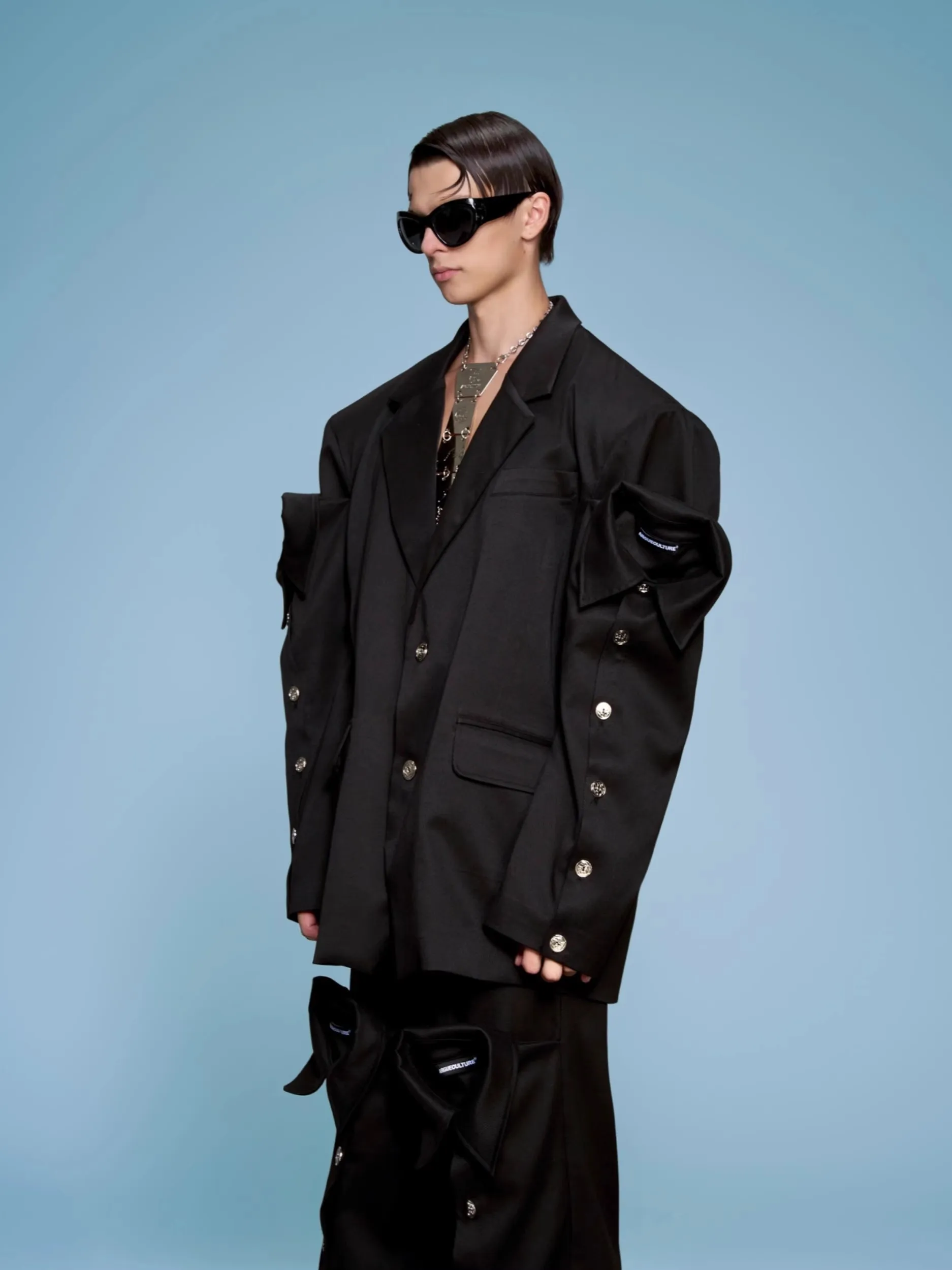 Mauroicardi Spring Autumn Black Oversized Blazers for Men Shoulder Pads Single Breasted Luxury Designer Punk Style Clothes 2025