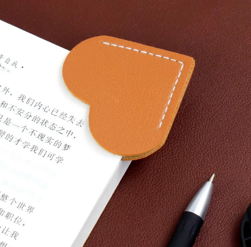 Bookmarker For Books Creative PU Leather Love Heart Reading Book mark Book Page Marker Stationery Supplies Student Bookmark Gift