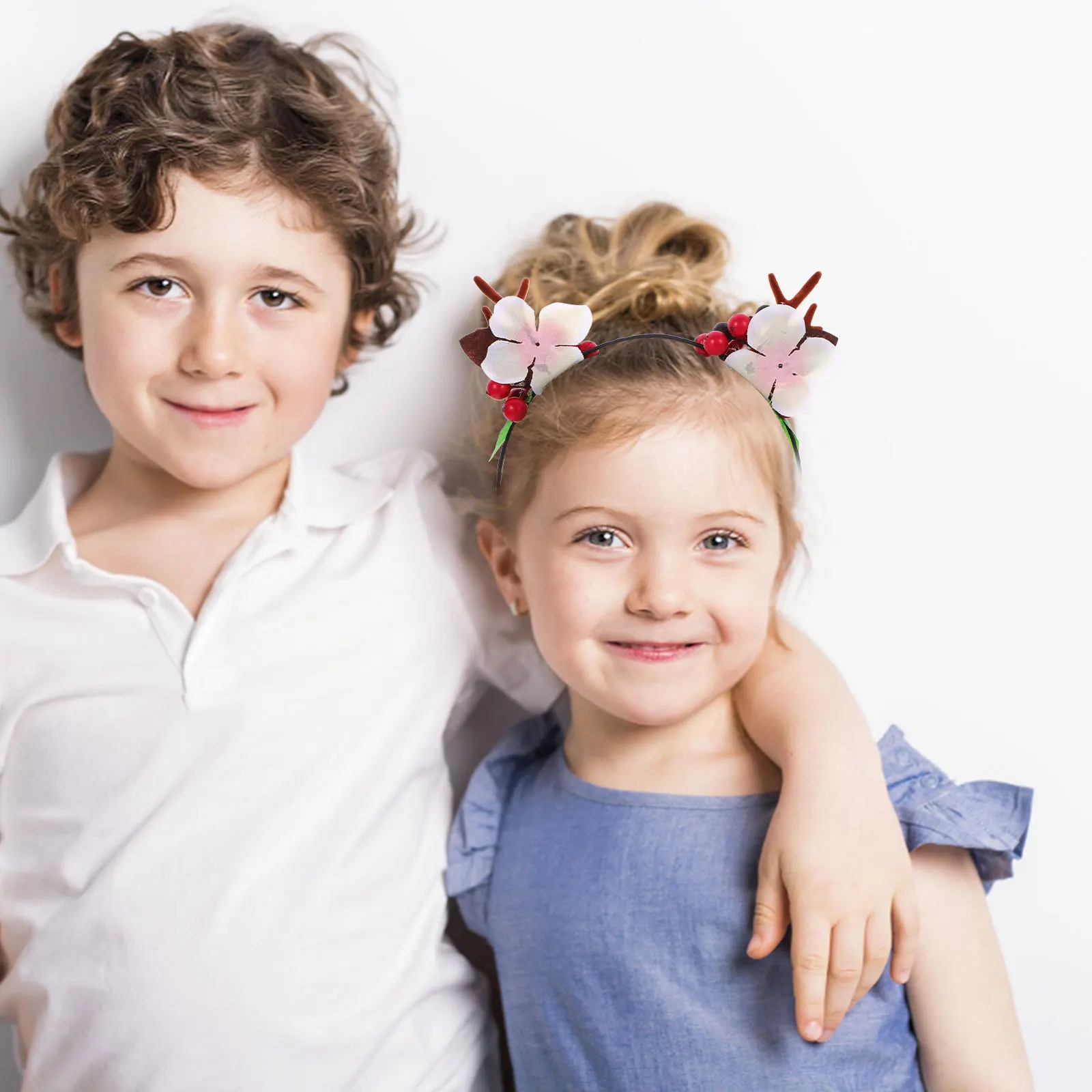 

1Set Christmas Hair Clips and Antler Headband Cute Tiny Hairpins Holiday Accessories for Women Party Wear Decoration