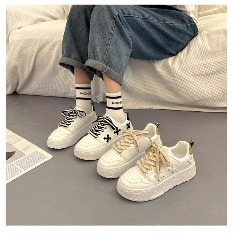 

SHANPA Fashion Womens Sneakers Lace Up Niche Versatile Platform Shoes Breathable Height Increase Mixed Colors Casual Sneakers