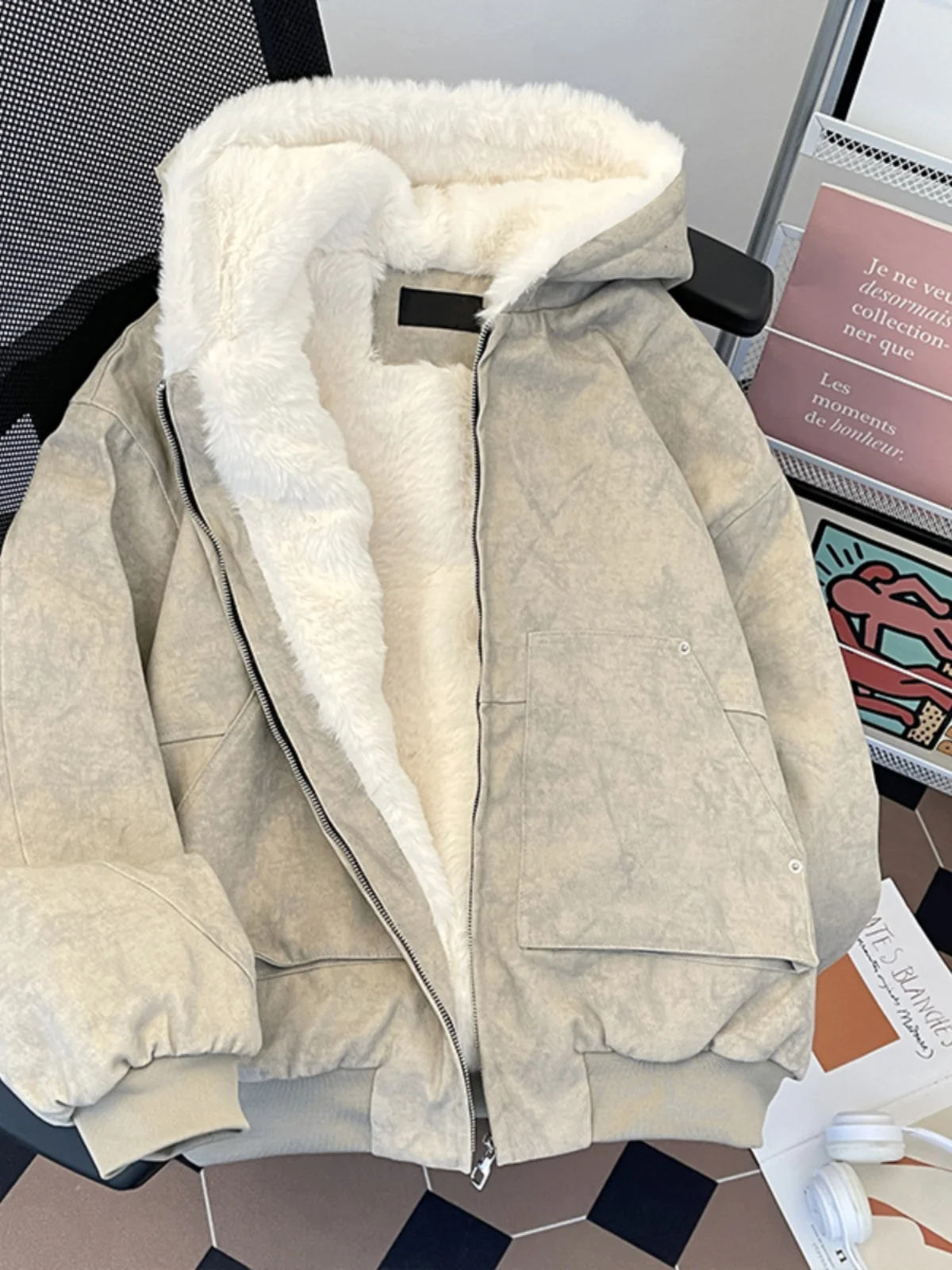 

Новинка 2025 года, зимнее утолщенное теплое мужское хлопковое пальто с капюшоном, спортивная повседневная модная брендовая крутая куртка, верхняя одежда с хлопковой подкладкой, парки