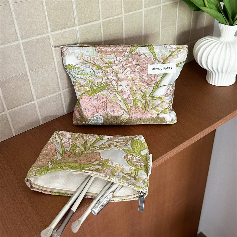 Travel Toiletry Bag Handy Cosmetic Storage Bag Women'S Makeup Bag Large Capacity For Home Work Travel