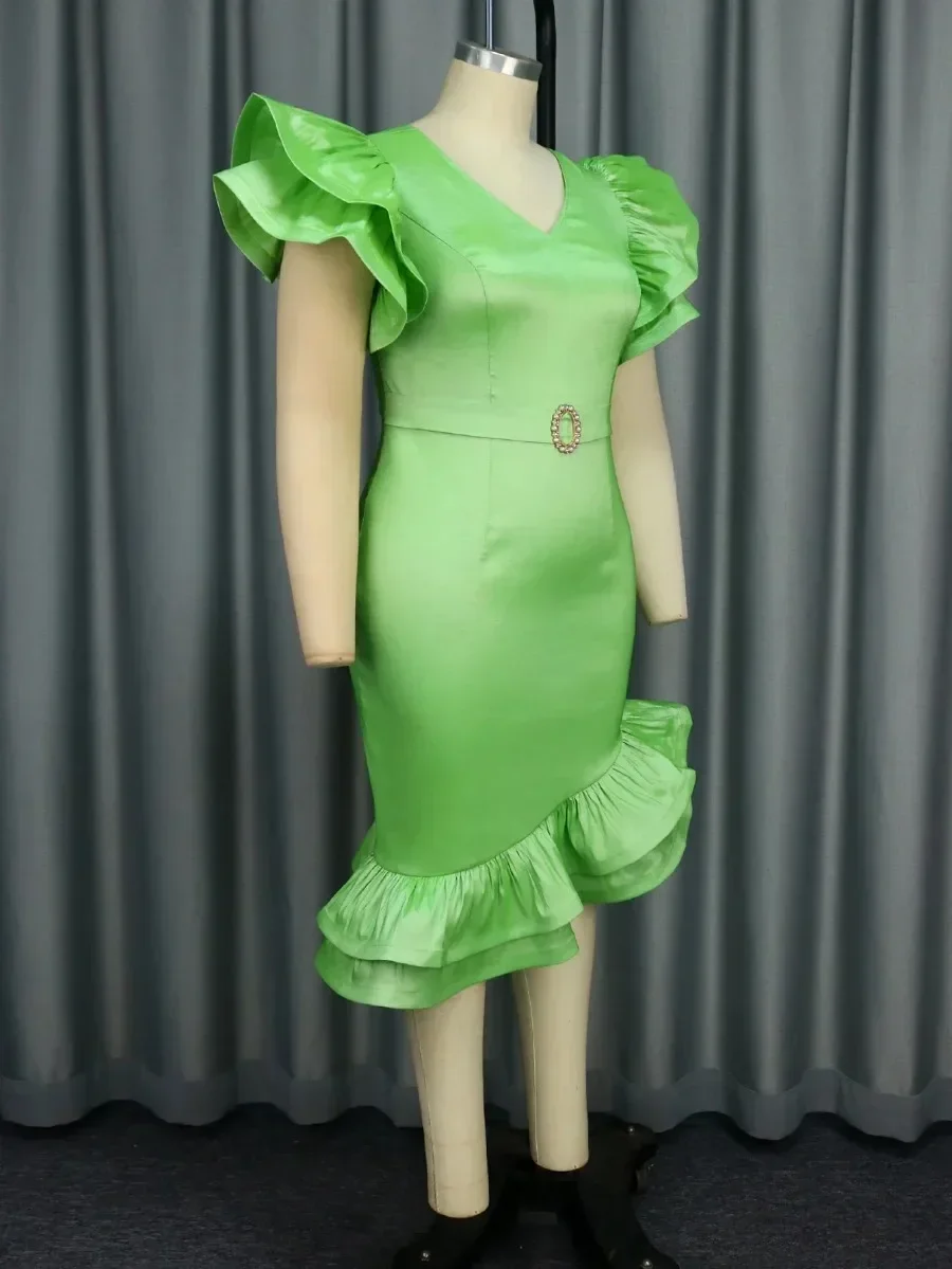 Vestido de fiesta de satén brillante verde elegante para mujer, cuello en V, manga corta con volantes, paquete de cinturón de diamantes a la cadera, vestidos de baile para invitados de boda