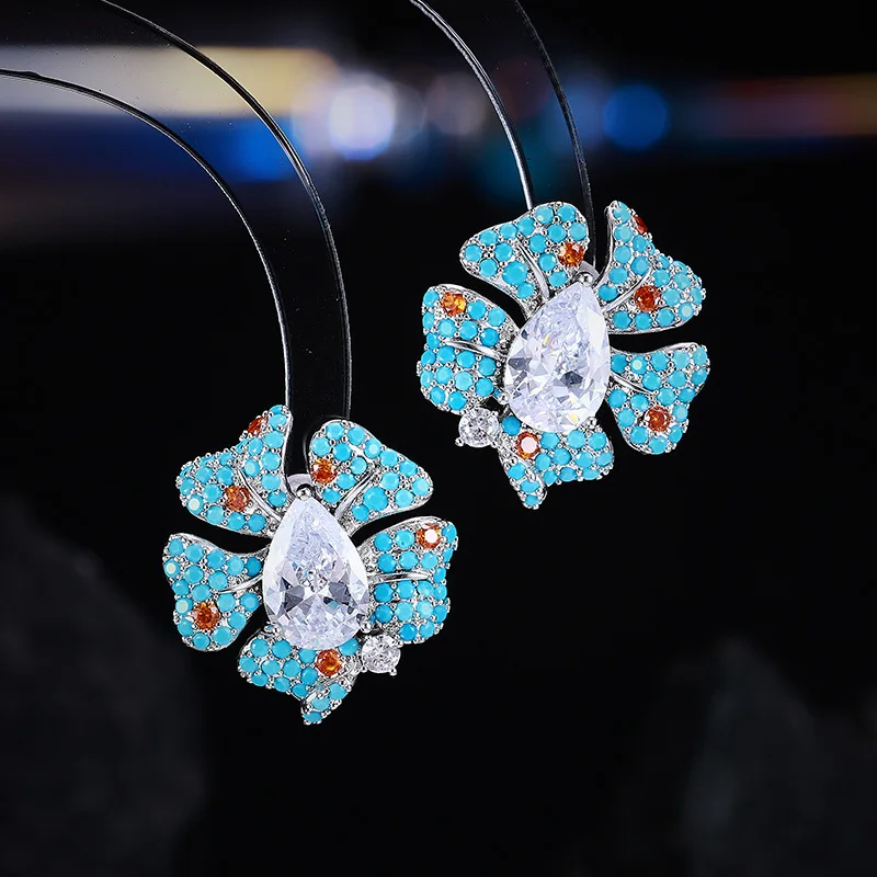 

Elegant Luxury Cubic Zirconia Stud Flower Earrings S925 Sterling Silver Needle Jewelry Accessory for Women LYX453