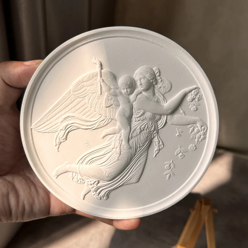 Angel Sculpture Relief Photography Photo Props Round Plate Ornaments European Retro Plaster Decorative Plate