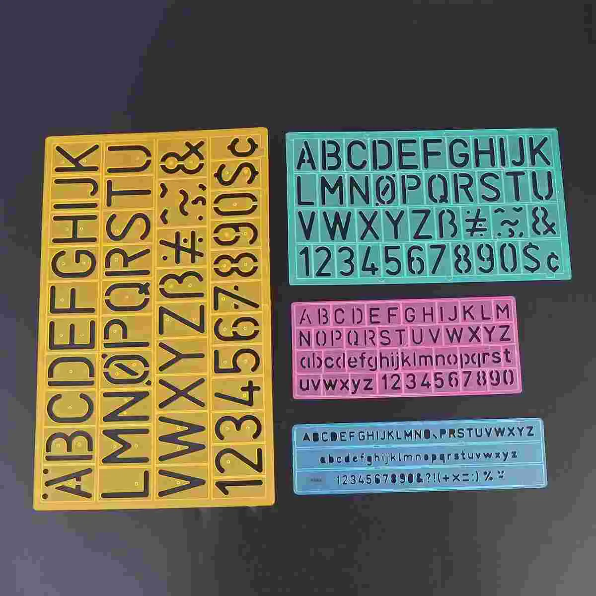 4 قطع من استنسل الحروف الأبجدية الكبيرة للأطفال المجوفة مسطرة حرفية مساطر جرافيتي ملونة