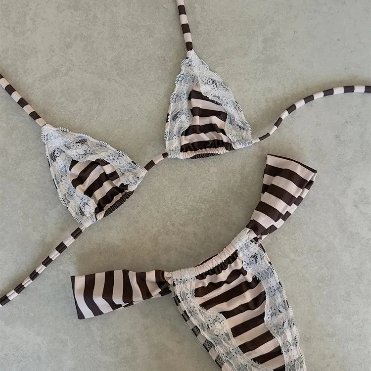 

Новый женский купальник Micro 2026: сексуальный бразильский комплект бикини с лямкой через шею, принтом и кружевными стрингами для пляжа