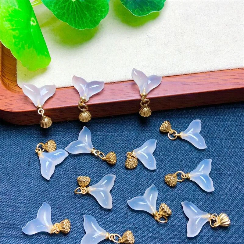 5PCS Natural White Agate Fishtail Pendant Carving Jewelry Healing Stone For Men Women Decoration Jewelry Gift 14MM