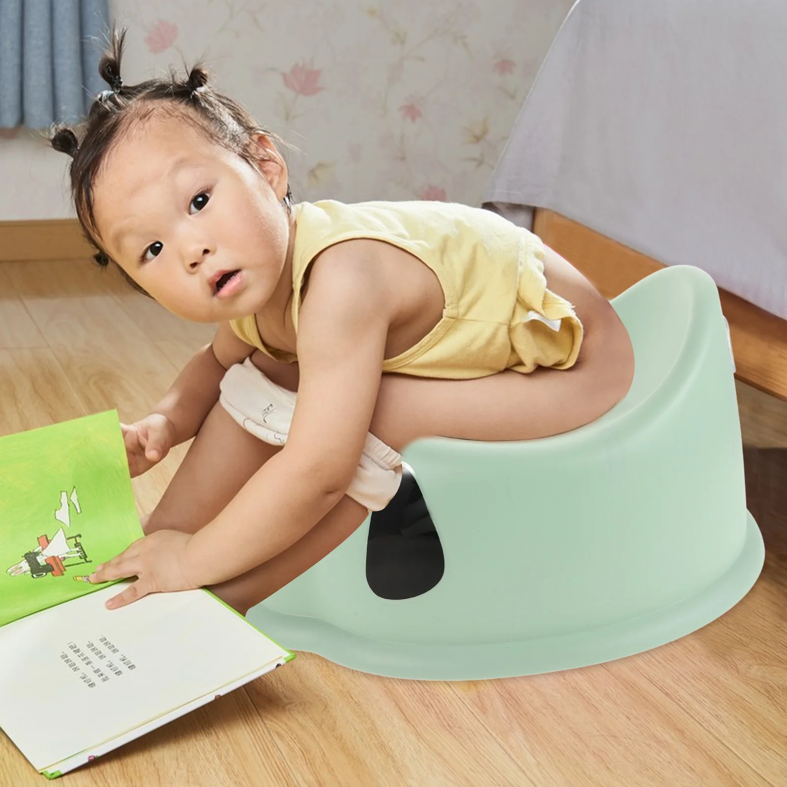 

Children'S Potty Training Toilet Seat For Baby Girls Cute Cartoon Design Lid Non-Slip Mat Backrest Portable Toddler Travel Potty