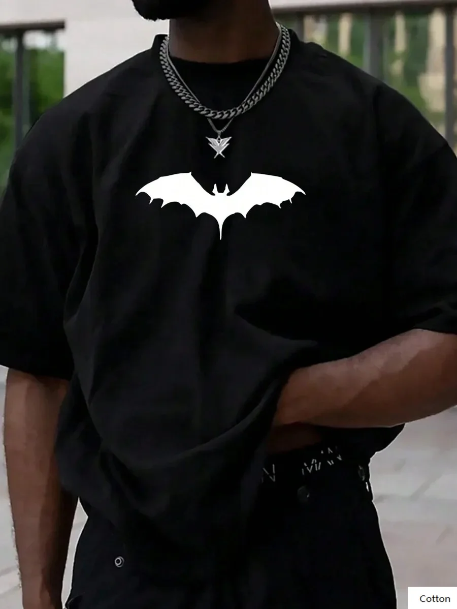 

Удобная хлопковая футболка для любителей летучих мышей. Стильный способ, чтобы показать свою админирование для темного рыцаря. Подходит для футболки S-4XL.