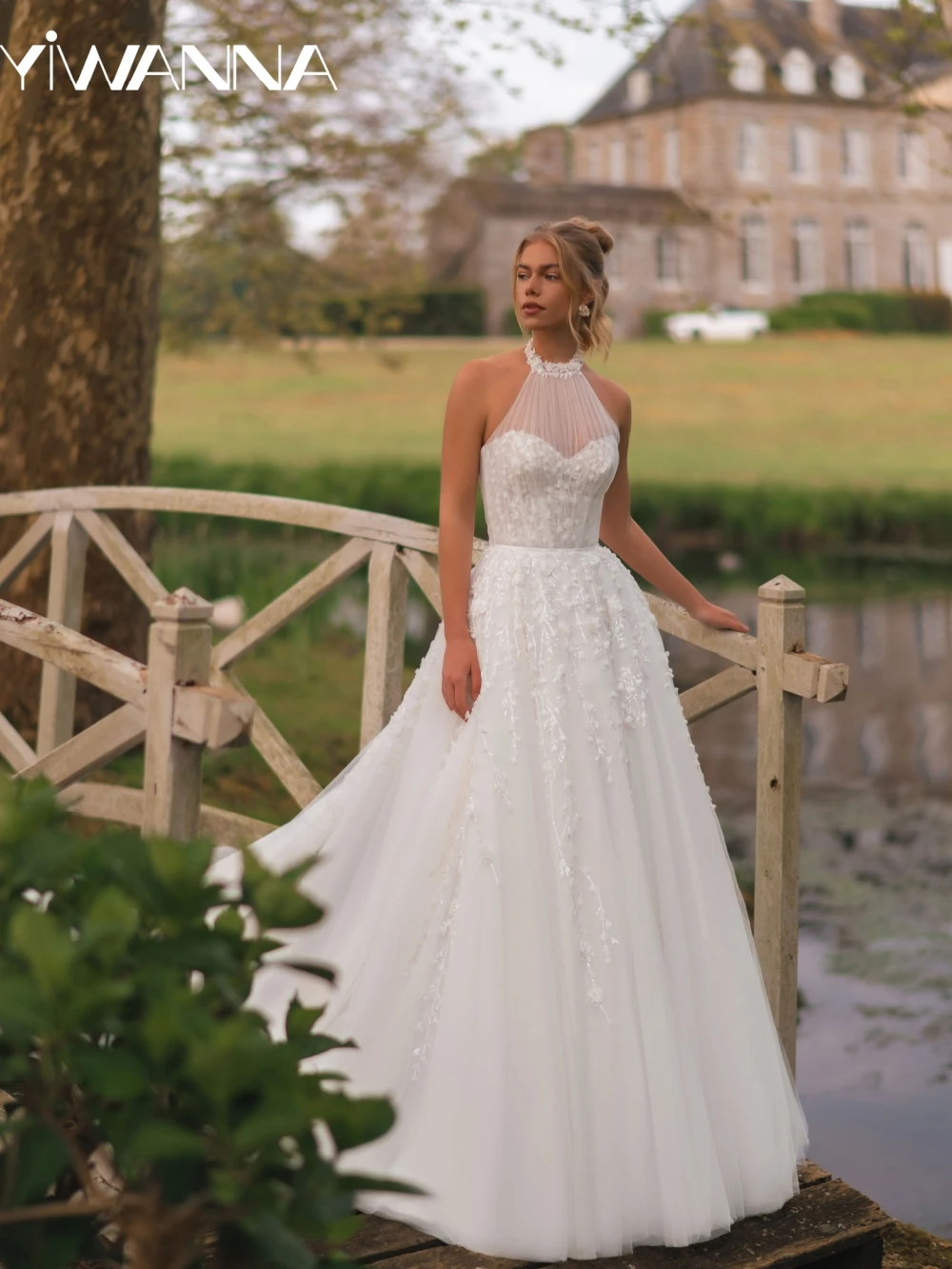 

2026 Newest Sequined 3D Flower Wedding Dress Sexy Halter Backless Bridal Gown Customized A-line Tulle Long Dresses For Bride