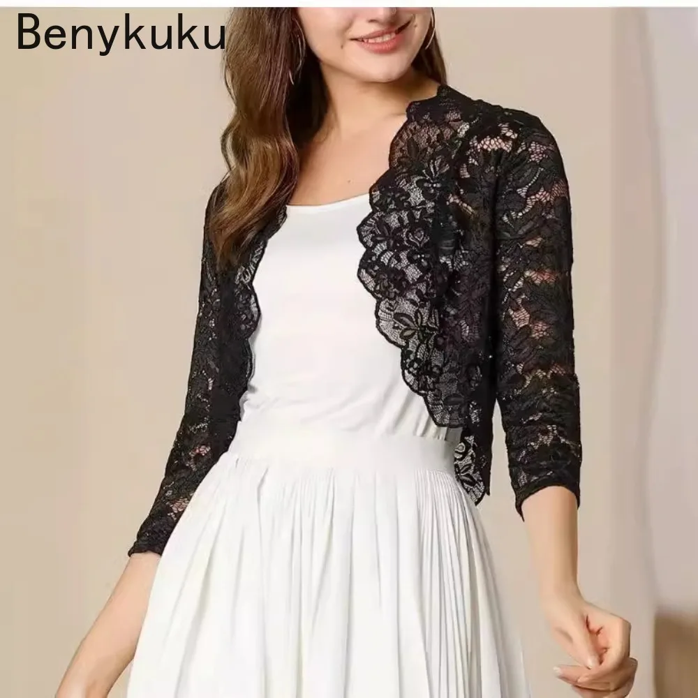 Černobílé bolerko s rameny 2025 Letní oblečení Dámský květinový krajkový kardigan Průsvitný vroubkovaný 3/4 rukáv Crop Top - náhled 2