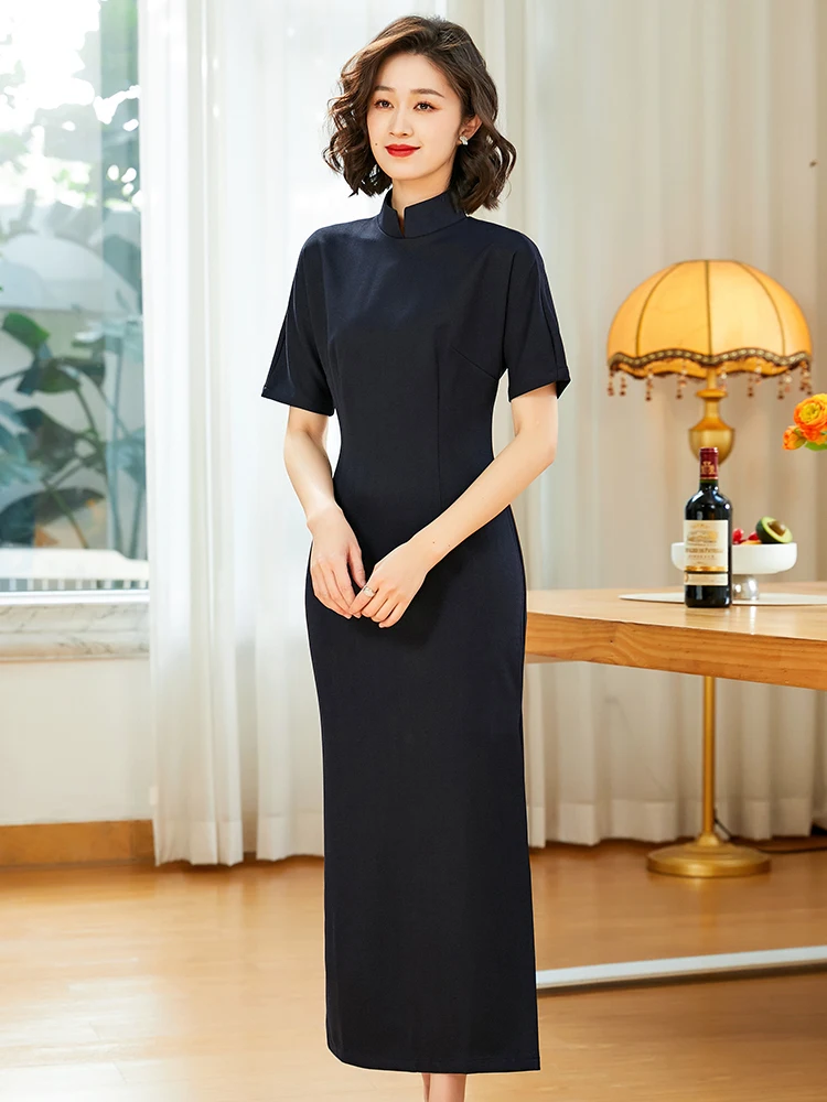 

Длинное ципао Ele королевского синего цвета от Dorabana, подходит для повседневной носки, дышащее, с коротким рукавом, для женщин старше 35 лет.