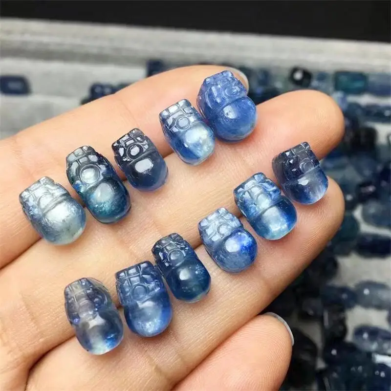 

5pcs Natural Kyanite Pixiu Crystal Healing Stone Craft Figurine Mini Carvings Home Room Decor Gift 8.7-10mm