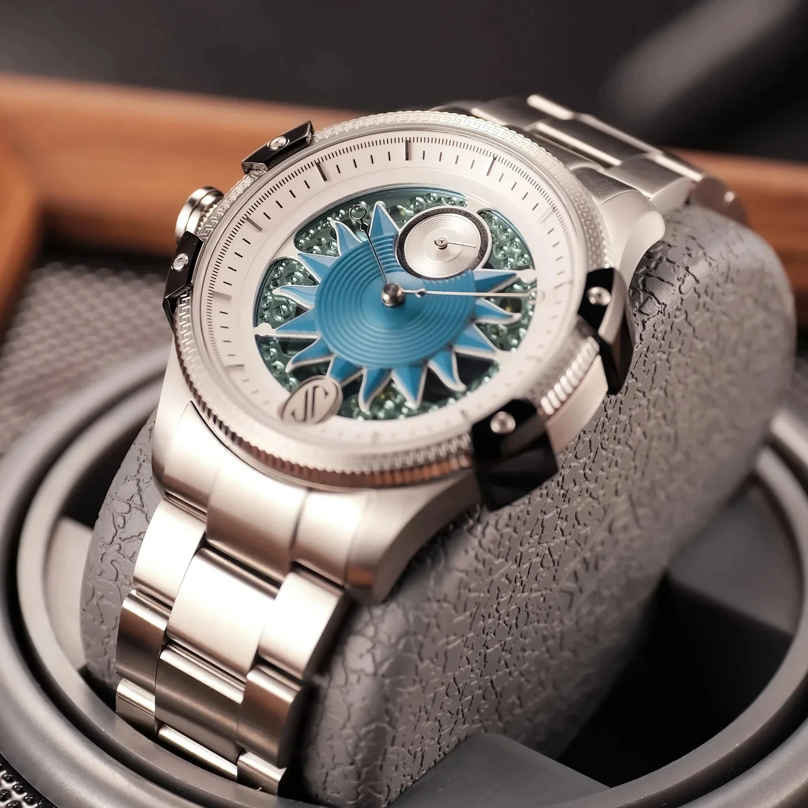 OBLVLO Elegant 3D Sun Patterned Carved Dial Design Automatic Mechanical Watches For Men Sapphire Glass Waterproof Watch