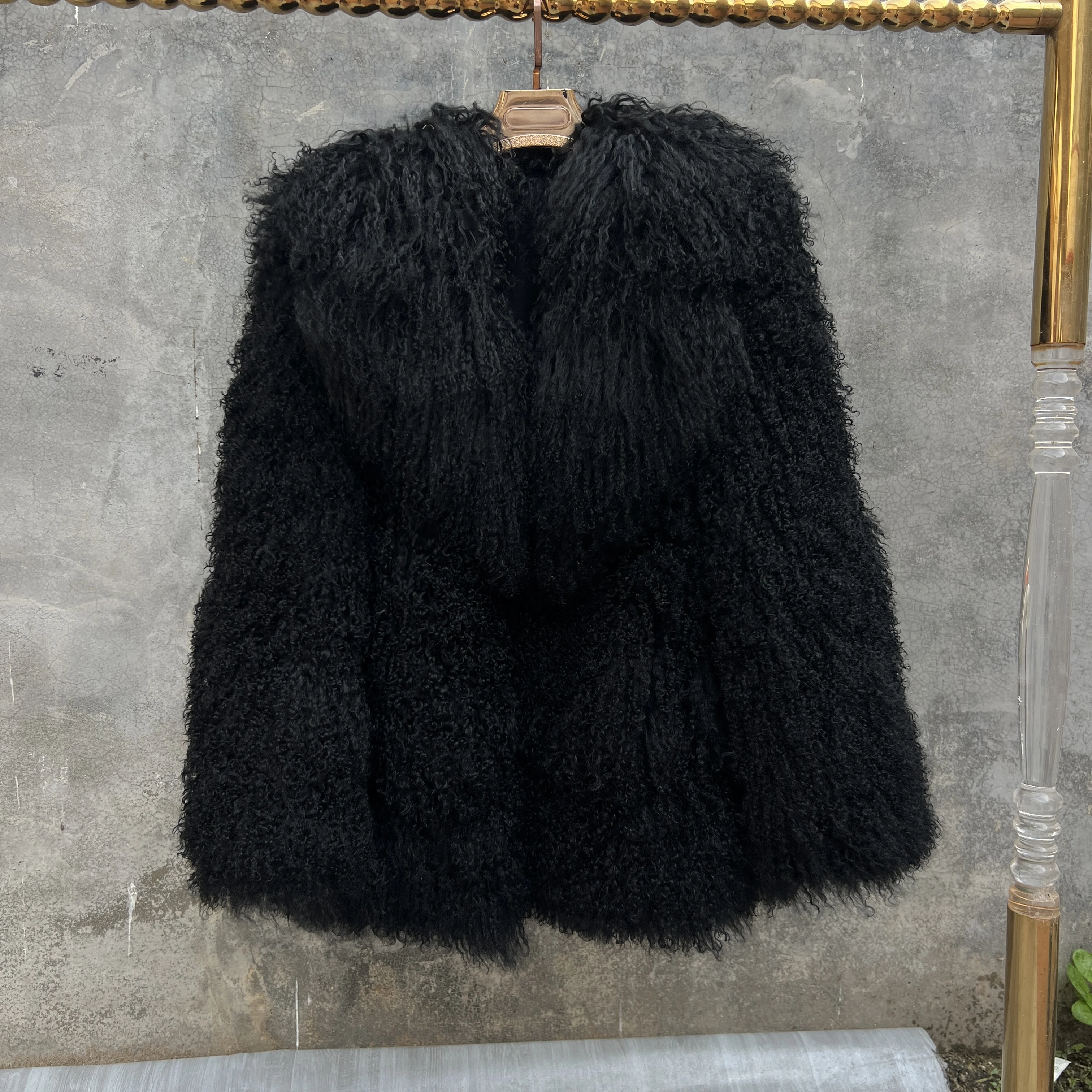 معطف فرو الأغنام المنغولية الطبيعية من أولاندي لعام 2025 معطف نسائي شتوي من جلد الغنم البني عالي الجودة جاكيت أبيض بياقة بدلة #5