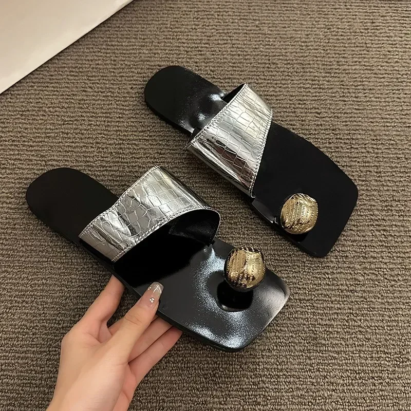 

Summer Women's Thong Sandals 2024 New Square Toe Flat Slippers for Women Outdoor Light Casual Beach Fashion Women's Flip Flops