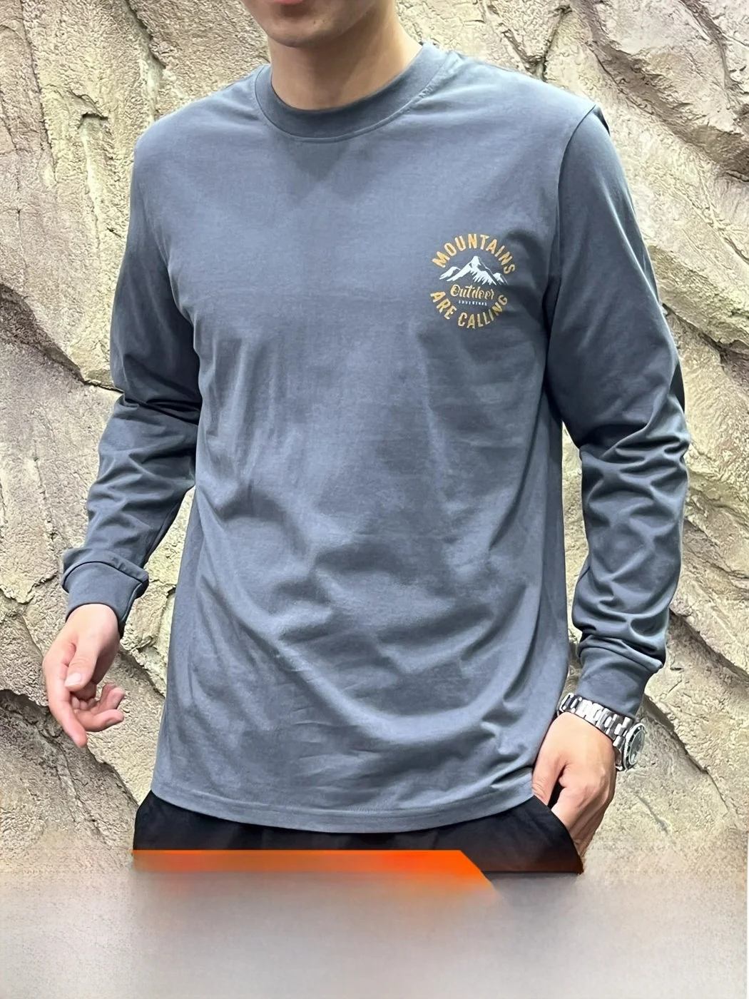 Skin-friendly Breathable American Motorcycle Style Base Shirt Outdoor Fashion Sports for Men And Women Spring Autumn Trend