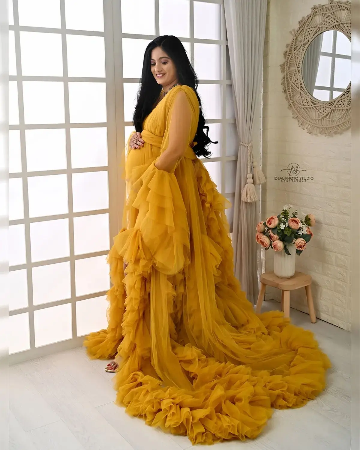 Yellow Women Pregnant Prom Dress Puffy Tiered Tulle Sleeveless V Neck Birthday Evening Party Gown Robes( no underwear clothes)