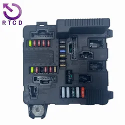 Automobile High-Quality Fuse Box 8200306033 8200306033B  8200306032C FOR RENAULT MEGANA Landscape