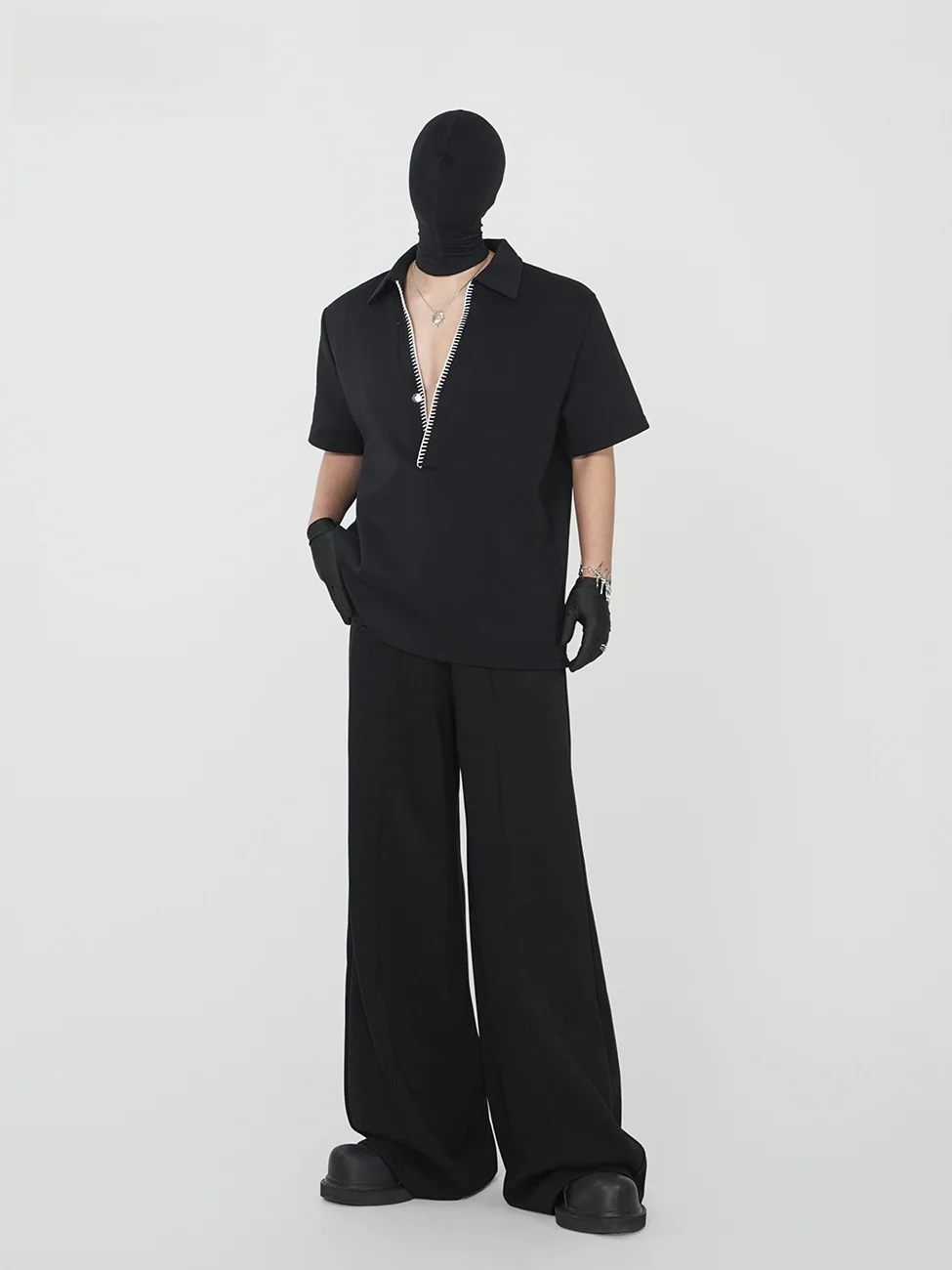 

Летний спортивный костюм VE2 для мужчин: футболка с V-образным вырезом, не требующая глажки, с коротким рукавом и прямые брюки с драпировкой, комплект из двух предметов