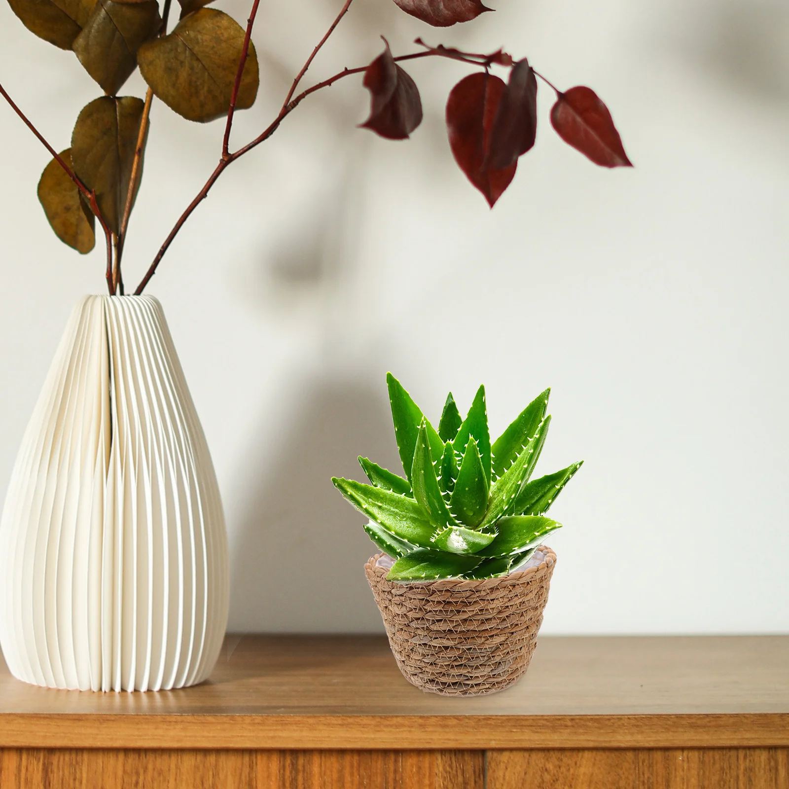 

2Pcs Woven Planter Basket Straw Hand-Woven Rustic Decorative Flower Basket for Home Indoor Plants Woven Baskets