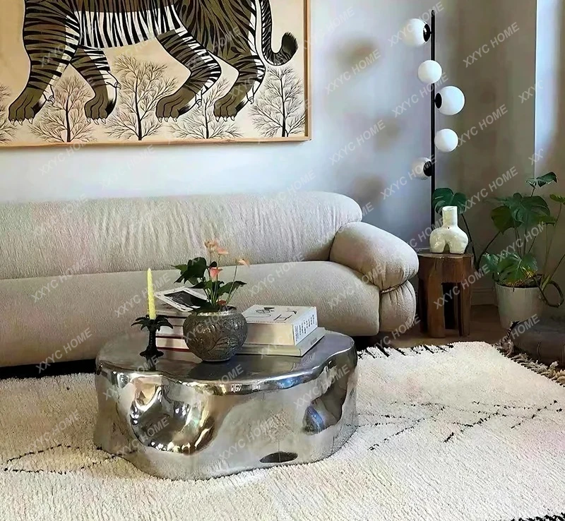 

Комбинированный журнальный столик A1 в стиле лёгкой роскоши для гостиной виллы, из нержавеющей стали.