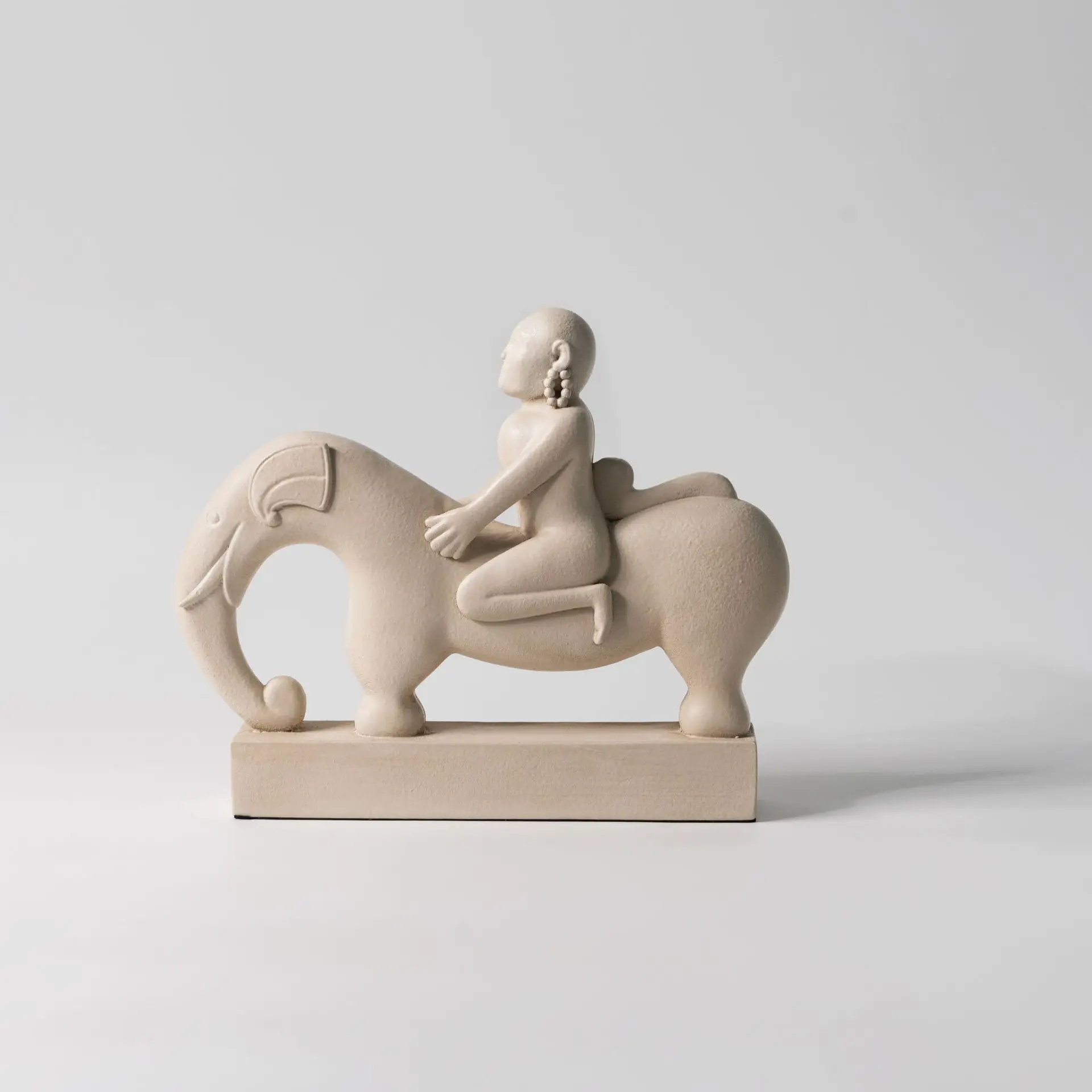 New Modern Italian Luxury Wabi Sabi Monk Riding Lucky Elephant Statue Resin Model Room Coffee Table Desktop Decor