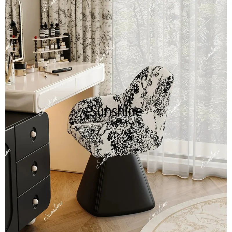 Medieval makeup stool master bedroom dresser chair high-end dressing stool