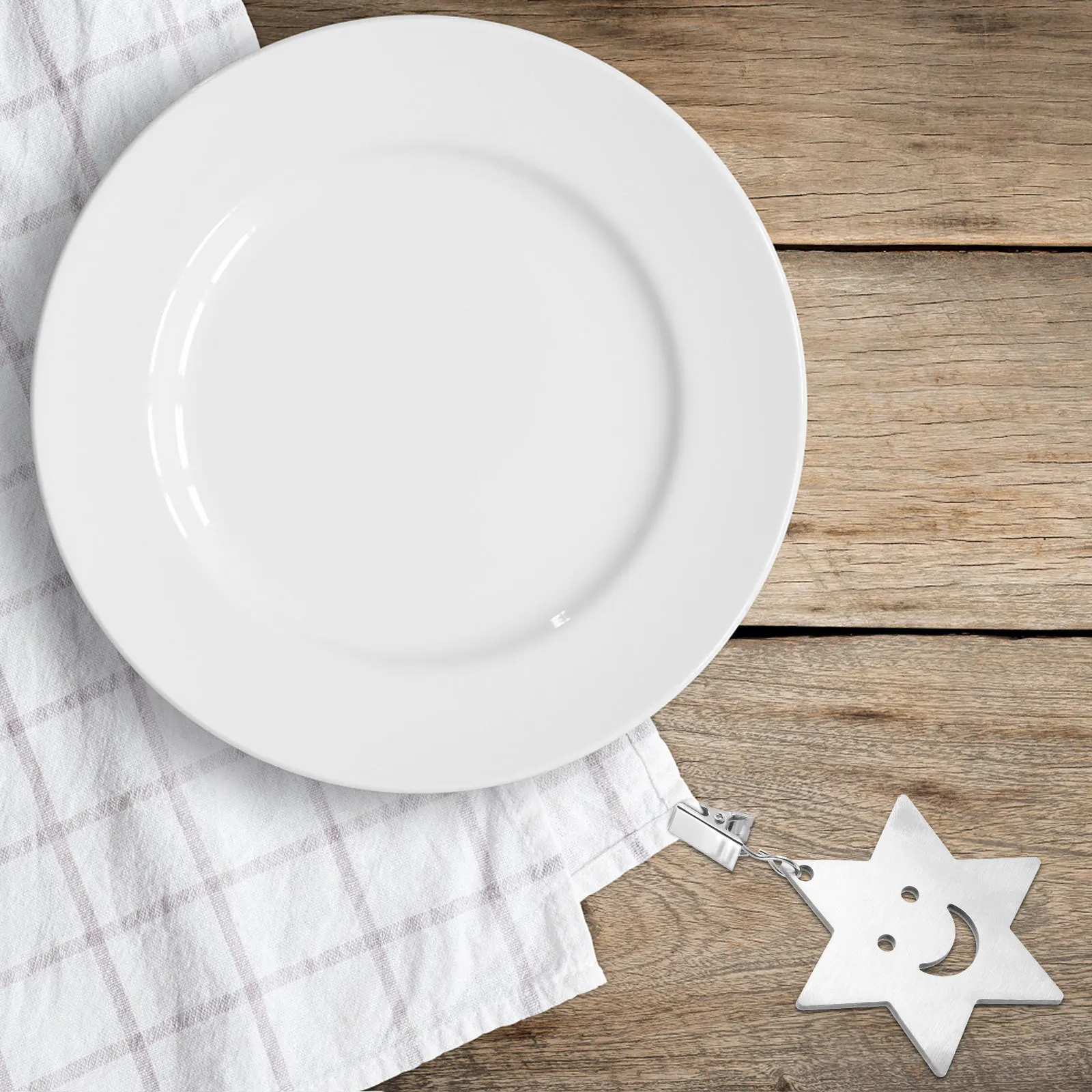 

4 Pcs Dining Table Cloth Pendant Clip Cover Weights Picnic Clips Curtain Tablecloth Anchors Stainless Steel for Indoor Use