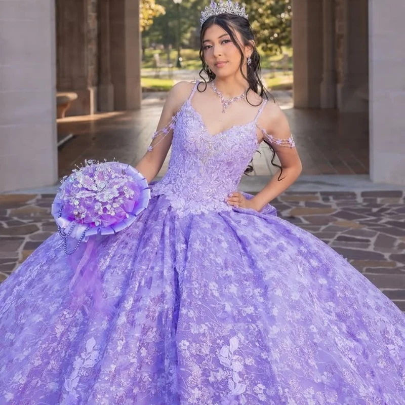 

Lavender Shiny Quinceanera Dresses Spaghetti Strap Sequin Applique Lace Beads Tull Ball Gown Vestidos De 15 Anos Sweet 16 Dress