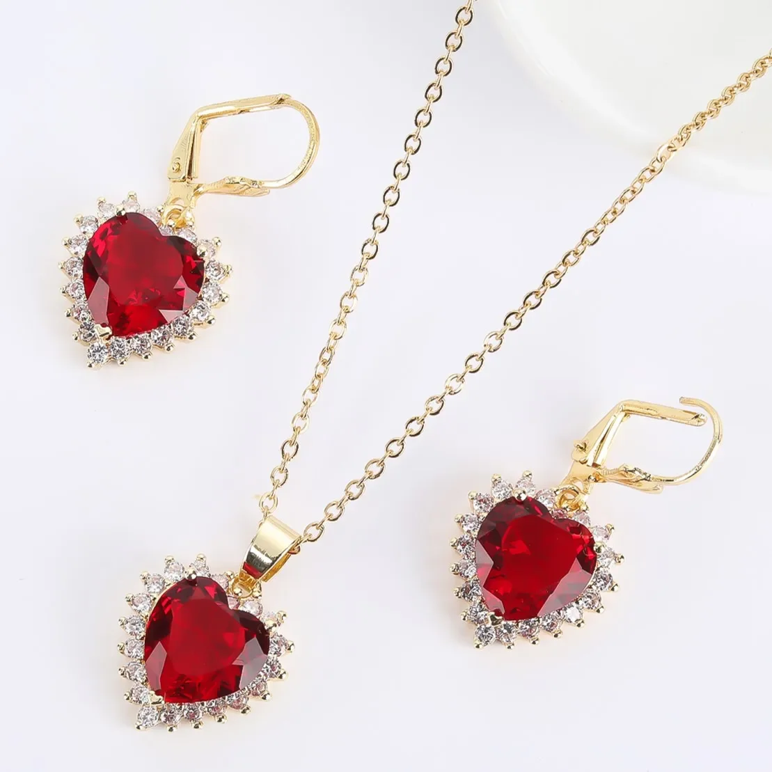 Luxurious Design Heart Shape Red Crystal Necklace Earrings Jewelry Set Elegant Bridal Wedding Accessories Anniversary Gifts