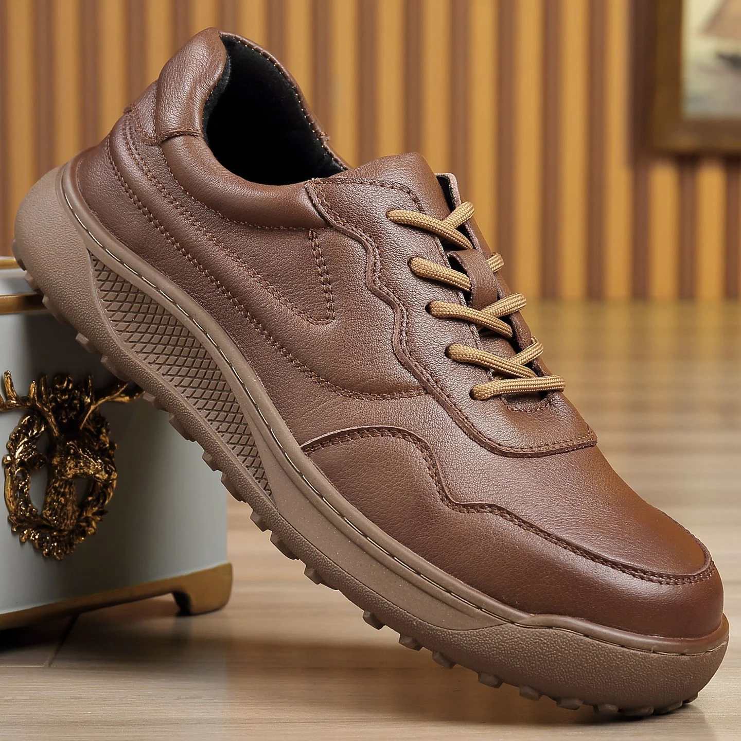 

Trendy Casual Leather Shoes Men Walking Luxury Brand Designer Youth Adults Hiking Camping Flat Oxford Sneaker Sports Brown 2026