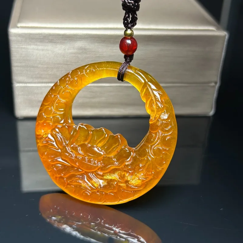 

Exquisite Ethnic Style Orange Pendant, Suitable for Daily Wear and Necklace.