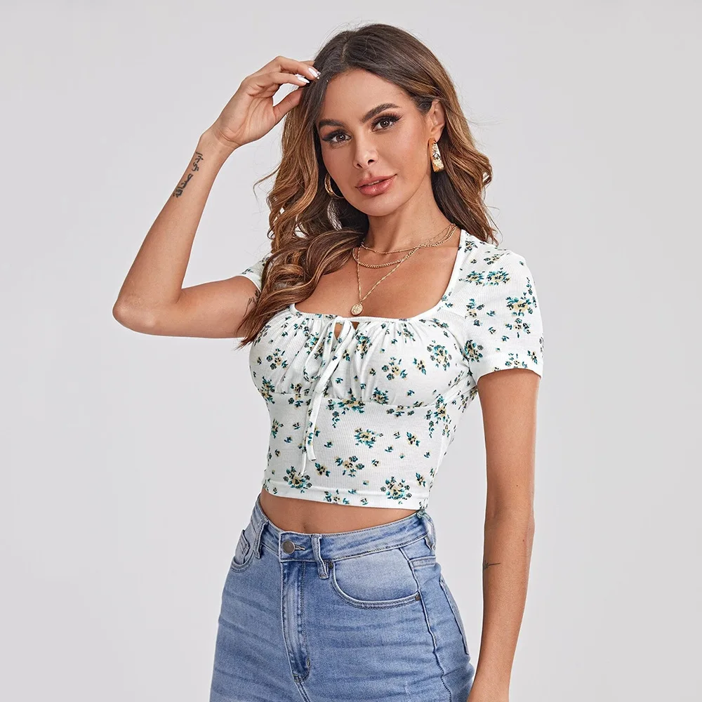 Women's square neck casual style short sleeved floral T-shirt summer new print design slim fit top
