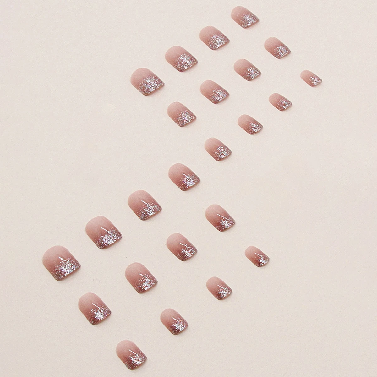 قم بترقية أسلوب أظافرك: 24 نصيحة قصيرة لامعة متدرجة مربعة الشكل، تتضمن عازلة واحدة وجل جيلي #2