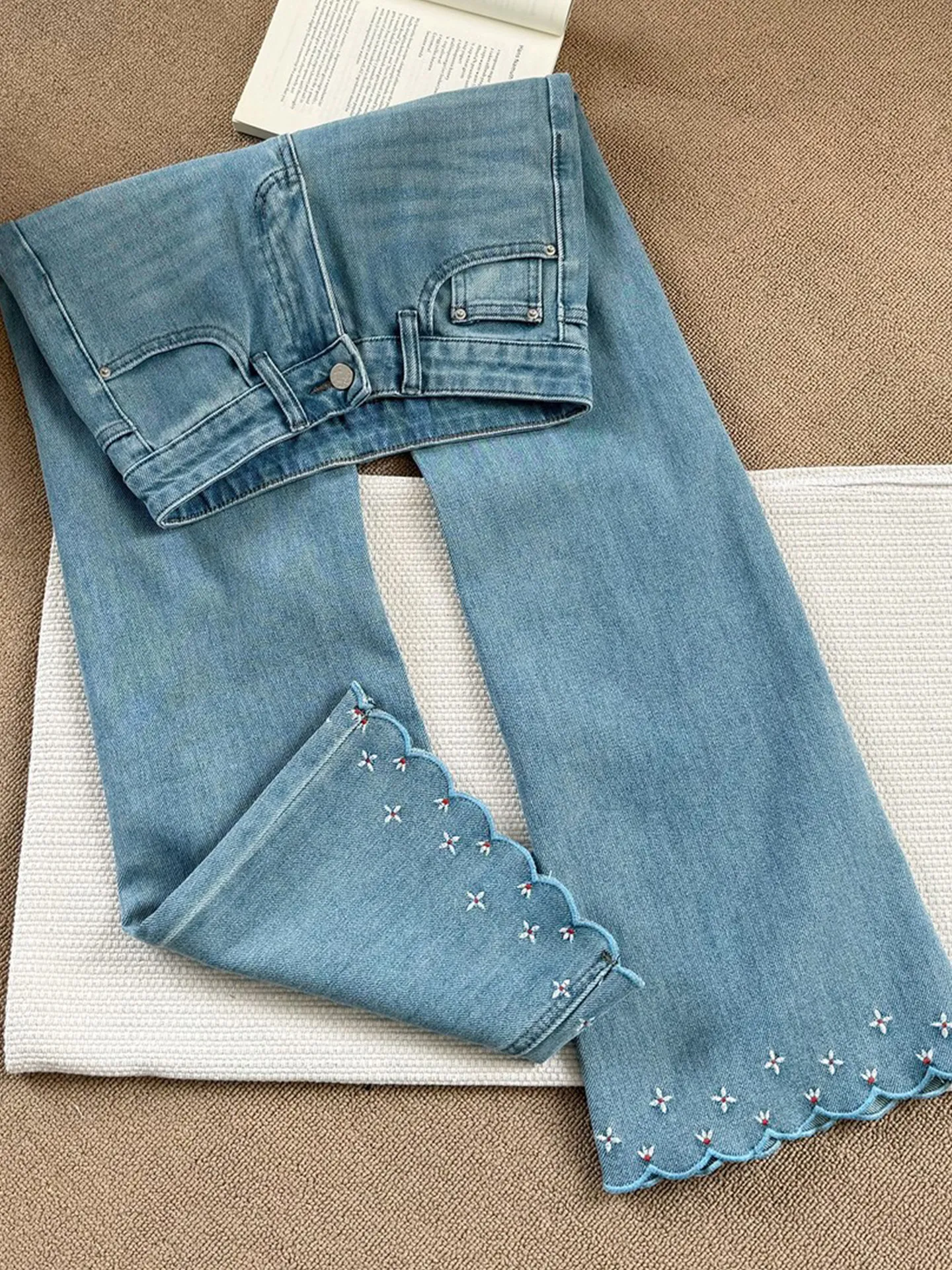 Blue Embroidered Floral Micro  - огляд і ціна Women Shoes Jeans