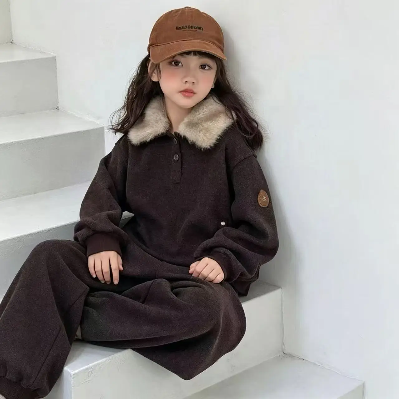 Girls Fall Winter 2Pcs Outfit Korean Style Furry Collar Sweatshirt & Wide Leg Pants Thickened Casual Set for Big Kids