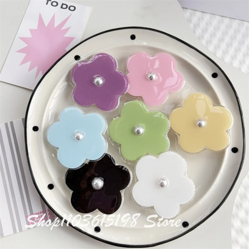 

Korean Cute Pearl Flower Phone Griptok Bracket For iPhone Samsung Redmi Universal Phone Accessories Phone Holder Grip Tok Stand