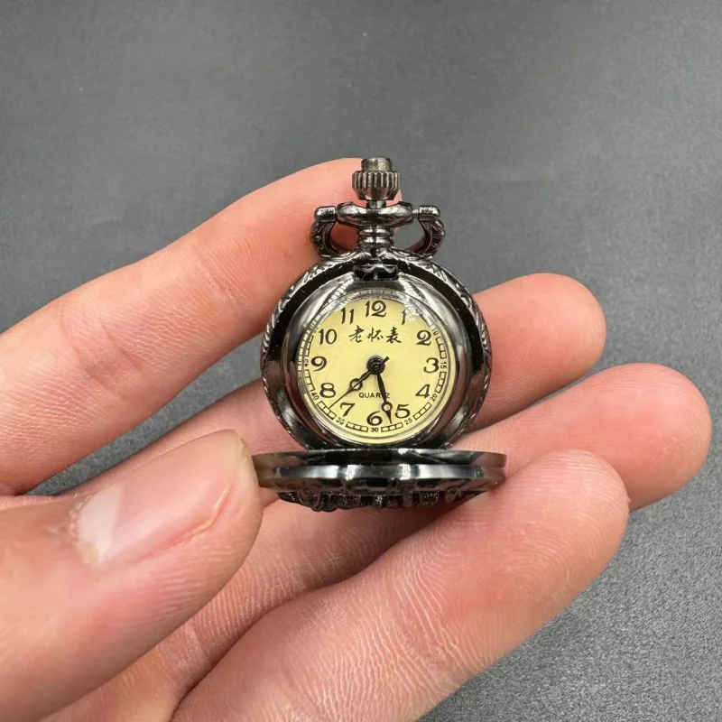 Orientalny zegarek kieszonkowy Pearl Bund Yuyuan Garden City Temple Old Shanghai Scenic Spot Souvenir Feelings Retro Little Creative Gift