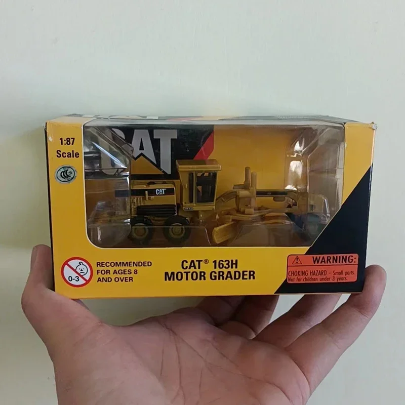 CAT 12G D6R D25D Motor Grader Road Bulldozer Dump Truck Model 1:64