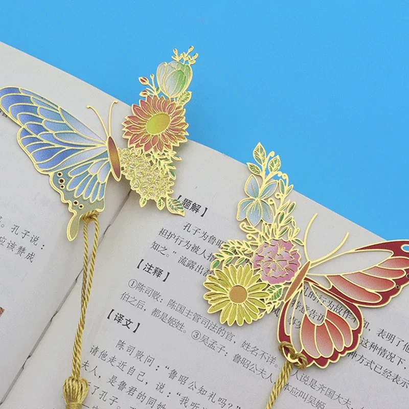 Chinese Style Metal Butterfly Flower Bookmarks Exquisitely Hollow Tassel Pendant Book Clip Students Reading Tool School Supplies