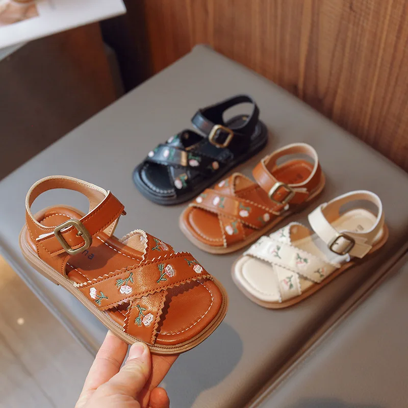 Girls' Sandals 2023 Summer New Embroidered Flowers Baby Girl Casual Beach Shoes Big Kids Princess Sandals Ethnic Style Sweet Hot