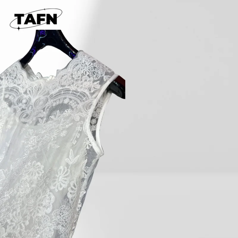 Vestido maxi estilo praia com alça espaguete para mulheres com saia em camadas e gravata de tecido leve e fluido Great Trave Daily AH01101