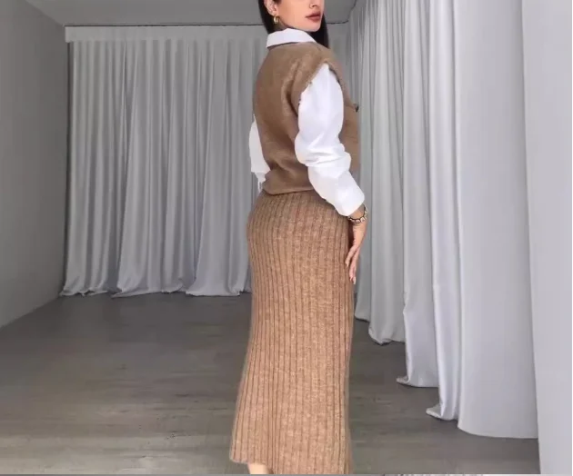 Elegant Two Piece Set for Woman Winter O-Neck Short Sleeved Knitted Vest Slim Fit High Waisted Skirt Set Urban Daily Skirt Set