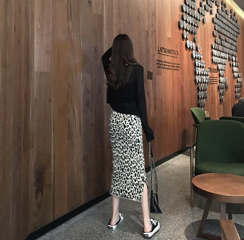 2023 New Spring and Summer Ladies All-match Split Mid-length Skirt Printed Leopard Print Women's High Waist Knitted Skirt Women