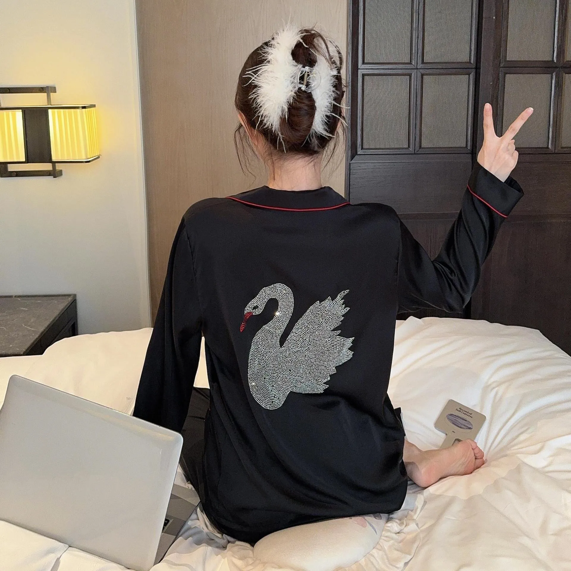 

Women Ice Silk Pajamas Set Spring Summer Nightwear Long Sleeve Shirt Trouser Suit Pyjama Femme Loose Loungewear Homewear